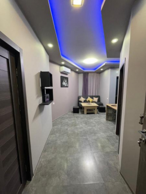 COMFORTABLE APARTMENTS/КОМФОРТНЫЕ АПАРТАМЕНТЫ